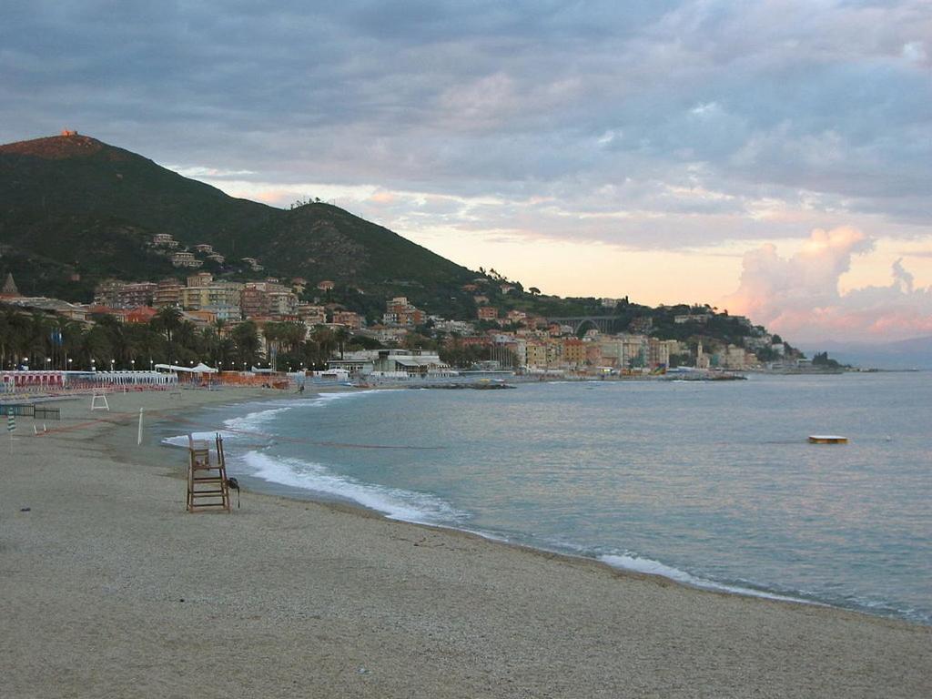 Quiete Ad Un Passo Dal Mare Διαμέρισμα Albisola Superiore Εξωτερικό φωτογραφία